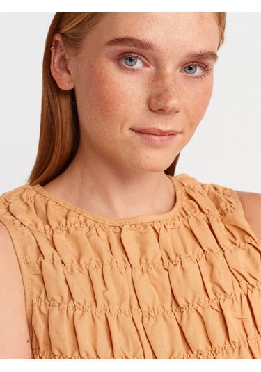 Dilvin 50845 Kolsuz Crop Bluz-bej Bej