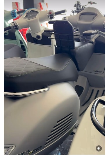 Vespa Gts Motosiklet Çocuk Koltuğu, Emniyet Kemerli, Hediyeli