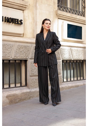 4 Düğmeli Kruvaze Geniş Çizgili Takım Siyah Siyah