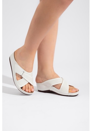 Roy Jones Kadın Ortopedik Çapraz Cırtlı Ayarlanabilir Üst Detay Konfor Modeli Günlük Terlik Yumuşak Beyaz