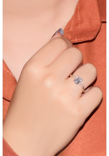 Altın Baget Yüzük Kenarı Taşlı