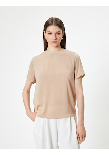 Koton Basic Bluz Aerobin Saten Kumaş Kısa Kollu Bisiklet Yaka Rahat Kalıp Bej 4sak60078pw Ekru