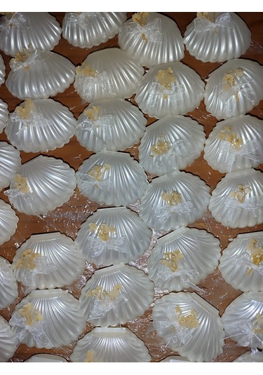 20 Adet Özel Günler İçin İstiridye Kutu Mum