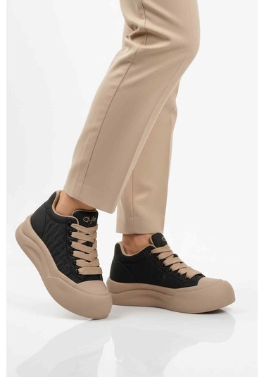 Guja Siyah Bağcıklı Kaymaz Taban Kadın Sneaker Bot 25k426-1 Z Siyah