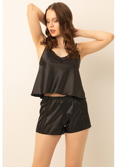 Doremi Saten Güpürlü Ayarlanabilir Askılı Şortlu Takım