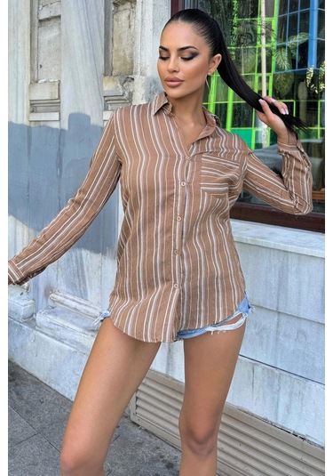 Kadın Kahverengi Uzun Kol Özel Kumaş Tek Cep Gömlek Dik Çizgili Arkası Uzun Basic Kesim Gömlek Kahve