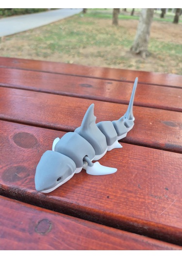 Hareketli 3d Baskı Köpek Balığı Oyuncağı Esnek Ve Eklemli Ta...