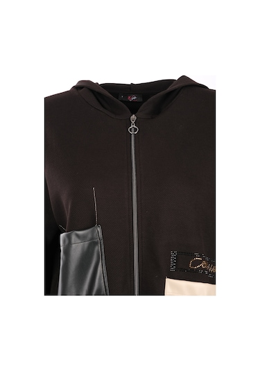 Vedi-bb Oversize Kapüşonlu Fermuarlı Cep Detaylı Kadın Ceket - Minimalist Streetwear Siyah Vedi-bb Oversize Kapüşonlu Fermuarlı Cep Detaylı Kadın Ceket - Minimalist Streetwear Siyah