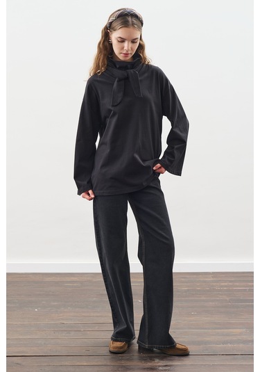 Yüksek Yaka Bağlamalı Bluz Siyah Siyah