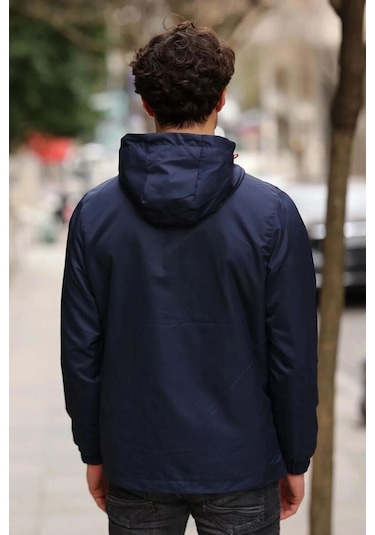 İçi Astarlı Su Ve Rüzgar Geçirmez Erkek Cepli Yağmurluk Lacivert