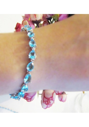 Gümüş Aqua Damla Taşlı Kadın Bileklik