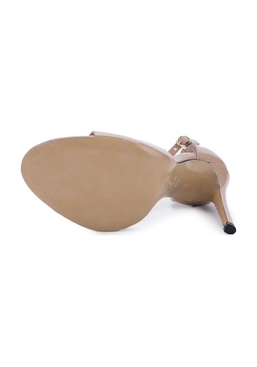 Tamer Tanca Kadın Hakiki Deri Bej Rugan Topuklu Ayakkabı 820 910 Bn Ayk Y25 Nude Krsk Rgn Nude