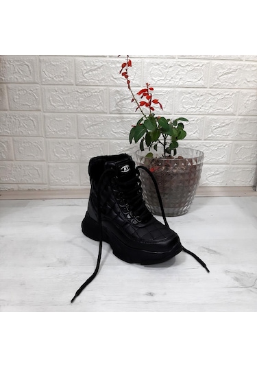 M.p 1408 Siyah Kaymaz Taban 18cm Kısa Bayan Bot 001