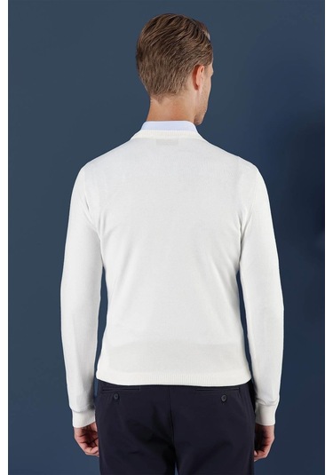 Tr 858 Slim Fit Ekru Klasik Triko Ekru