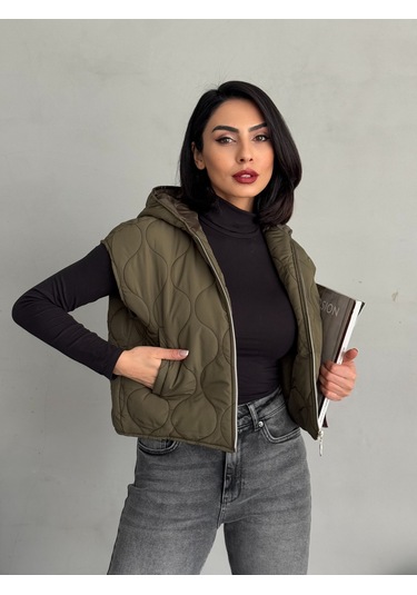 Kadın Cepli Kapitone Kapüşonlu Crop Yelek Haki