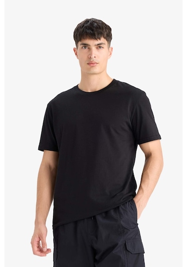 DeFacto Pamuk New Regular Fit Bisiklet Yaka Basic Düz Kısa Kollu Siyah Tişört V7699AZ25SPBK81 DeFacto Pamuk New Regular Fit Bisiklet Yaka Basic Düz Kısa Kollu Siyah Tişört V7699AZ25SPBK81