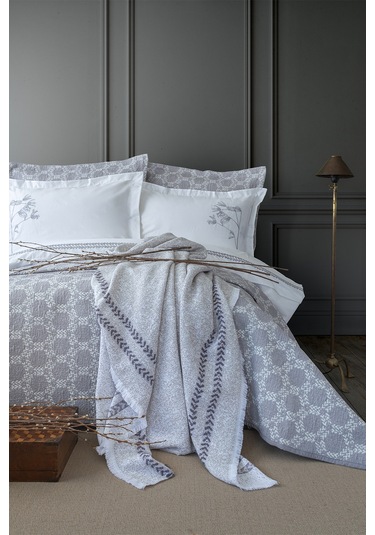 Apricitas Home Crown Gray Çift Kişilik %100 Pamuk Nevresim Takımlı Battaniye Ve Yatak Örtüsü Seti Gri