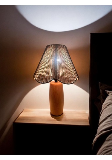 Hasır El Yapımı Bohem Çiçek Şekilli Ahşap Ayaklı Rustik Avize Kahverengi