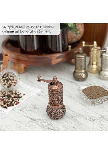 Bakır Renk Zamak Karabiber El Değirmeni Öğütücü Grinder 11 Cm Bakır