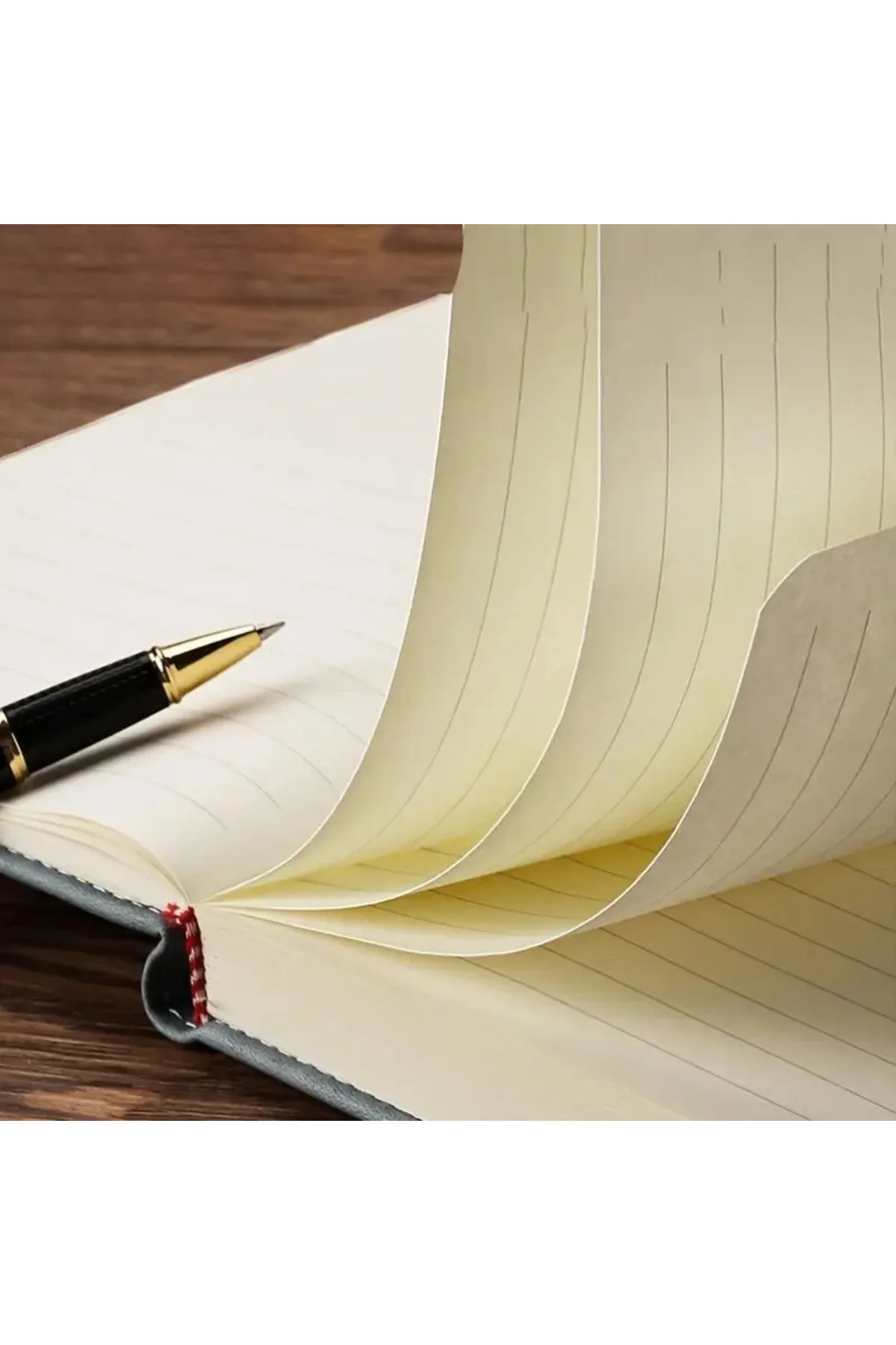 A5 Defter - Manyetik Kapanışlı, Kırmızı Çizgi, Tarihli Sayfalarla İngilizce Gri Deri Kapak Gri