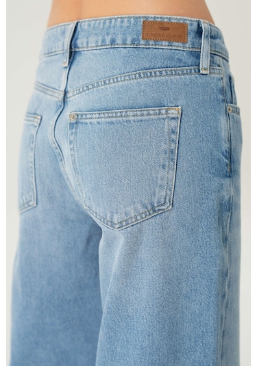 Weslie Açık Mavi Normal Bel Patı Düğmeli Wideleg Jean Pantolon C 4530-207 Açık Mavi
