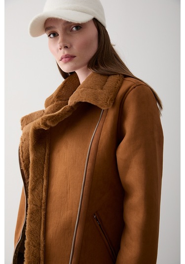 Kahverengi İçi Kürklü Mont Kahverengi