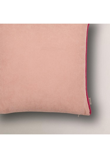 Efe Biye Detaylı Düz Kırlent Kılıfı Pembe