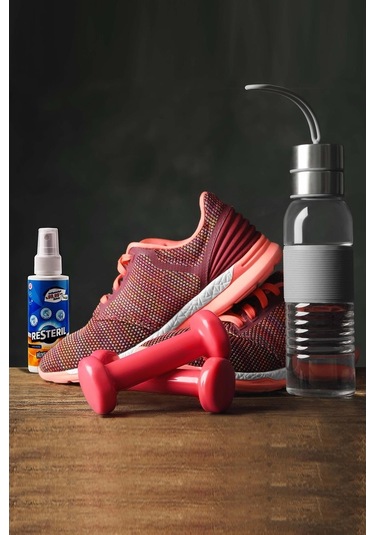 Resteril Doğal Alkolsüz Parfümsüz Bebek Alanı ve Aile Yüzey Hijyen Spreyi 600 ML