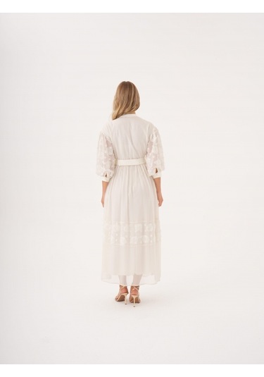 Dantel Detaylı Kemerli Şifon Gömlek Elbise Bej