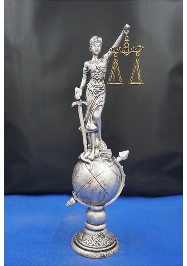 Themis Adalet Terazisi Heykeli 35 Cm Dekoratif Ev & Ofis Biblosu Gümüş