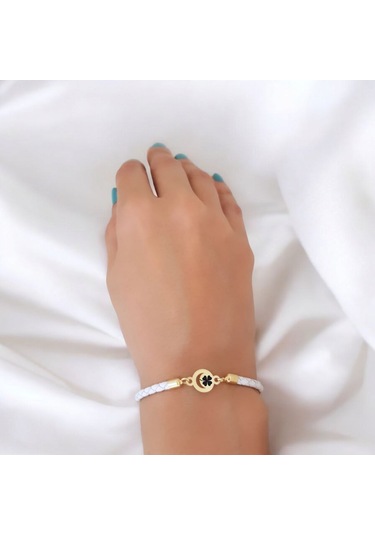 Archin Kalpli Çiçek Temalı 14 Ayar Altın Plakalı Doğal Beyaz Derili Ay Motifli Hediye Bileklik-477sembol Kalpli Çiçek Sembolü