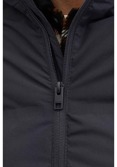 Jack & Jones Jjesoho Puffer Hood Sn Siyah Erkek Mont Siyah