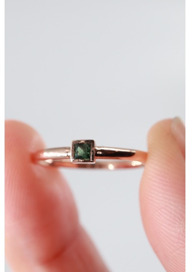 Diamine Minimal Yeşil Multi Safir Yüzük 0.09 Karat