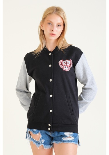 Giyi Dünyası Kadın Çıtçıtlı Şardonlu Kolej Sweatshirt Siyah 001