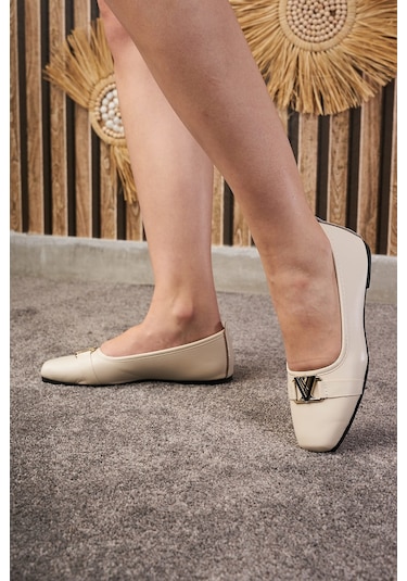 Nstil Günlük Kadın Babet V Tokalı Kısa Topuk Küt Burun Hafif Rahat Kalıp Tırtık Taban Ayakkabı 395 Bej