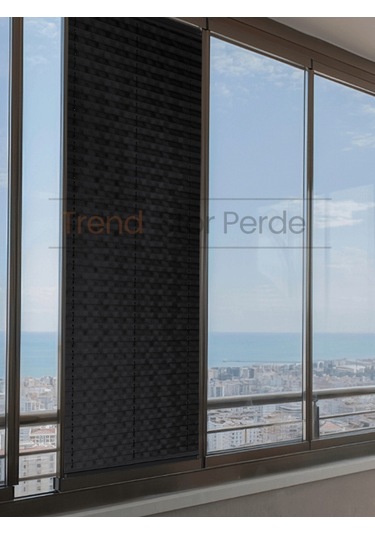 Siyah Plise Katlanır Cam Balkon Perdesi - Ofis Perdesi - Salon Perdesi - 026 Siyah
