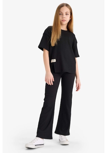 DeFacto Kız Çocuk Bürümcük 2'li Takım Kısa Kollu Tişört İspanyol Paça Tayt E5035A825SMBK81 Siyah DeFacto Kız Çocuk Bürümcük 2'li Takım Kısa Kollu Tişört İspanyol Paça Tayt E5035A825SMBK81 Siyah