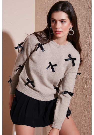 Lela Premium Regular Fit Bisiklet Yaka Fiyonk Detaylı Triko Bayan Kazak 680Kz00155 Vizon