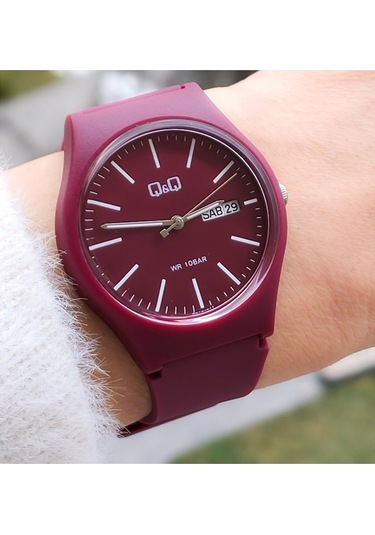 Q&Q QCG21211 Bordo Su Geçirmez Çift Takvimli Kol Saati