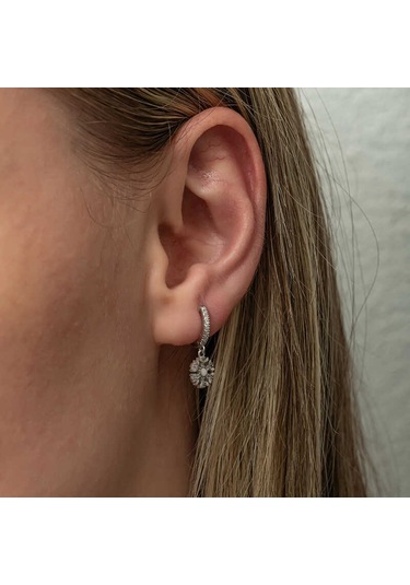 Gümüş Sallantılı Kar Tanesi Kadın Küpe 14 MM-Gümüş