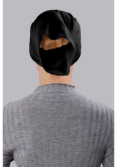 Tesettür Bone Önü Dikişsiz Hazır Pratik Geçmeli Düz Bonesi Pamuk Likralı Penye Siyah