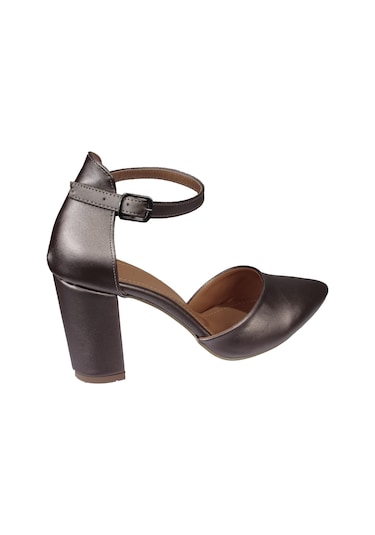 Yazkış Kadın 8 CM Parlak Platin Bilekten Bağlamalı Topuklu Ayakkabı 001