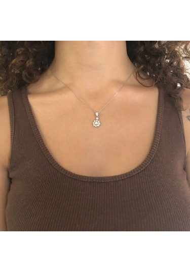 Ferizz Zirkon Taşlı Çiçek Model Gümüş Kolye Gk-338