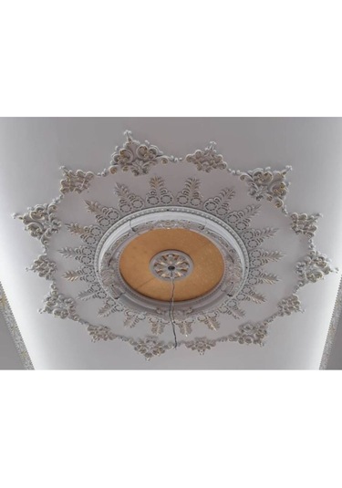 90 Cm Oval Beyaz Altın Saray Tavan