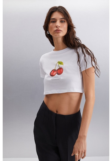 MORAN  Kadın %100 Pamuk Beyaz - Kiraz Baskılı T-Shirt