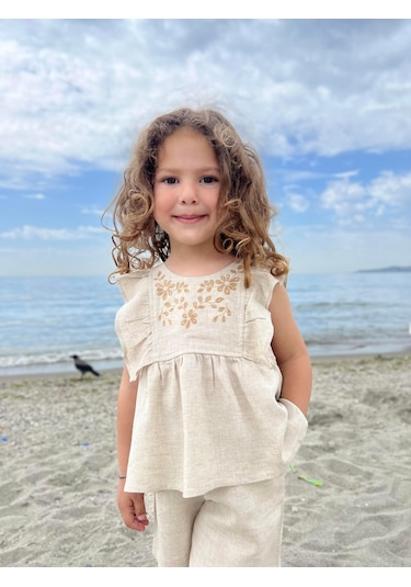 Cigit Robası Nakışlı Şortlu Keten Takım 2-7 Yaş Naturel Beyaz