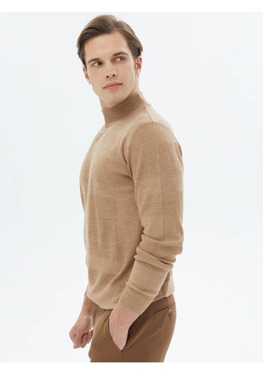 Deve Tüyü Yarım Balıkçı Yaka Jakarlı Yün Karışımlı Triko Bej