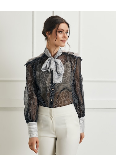 Fular Yaka Detaylı Transparan Desenli Gömlek Feminen Ve Şık Tasarım Siyah