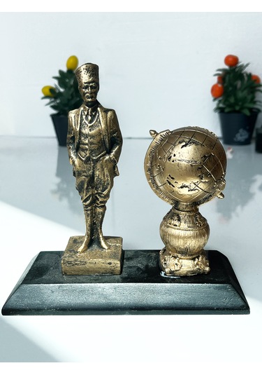 Atatürk Ve Dünya Küresi Figürü Dekoratif Anı Ve Masa Üstü Biblo