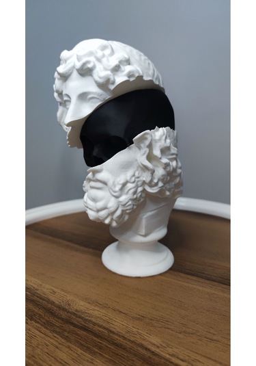 The Divine And The Mortal-ilahi Ve Ölümlü Dekoratif Biblo Hediyelik Siyah Beyaz Plastik 19cm